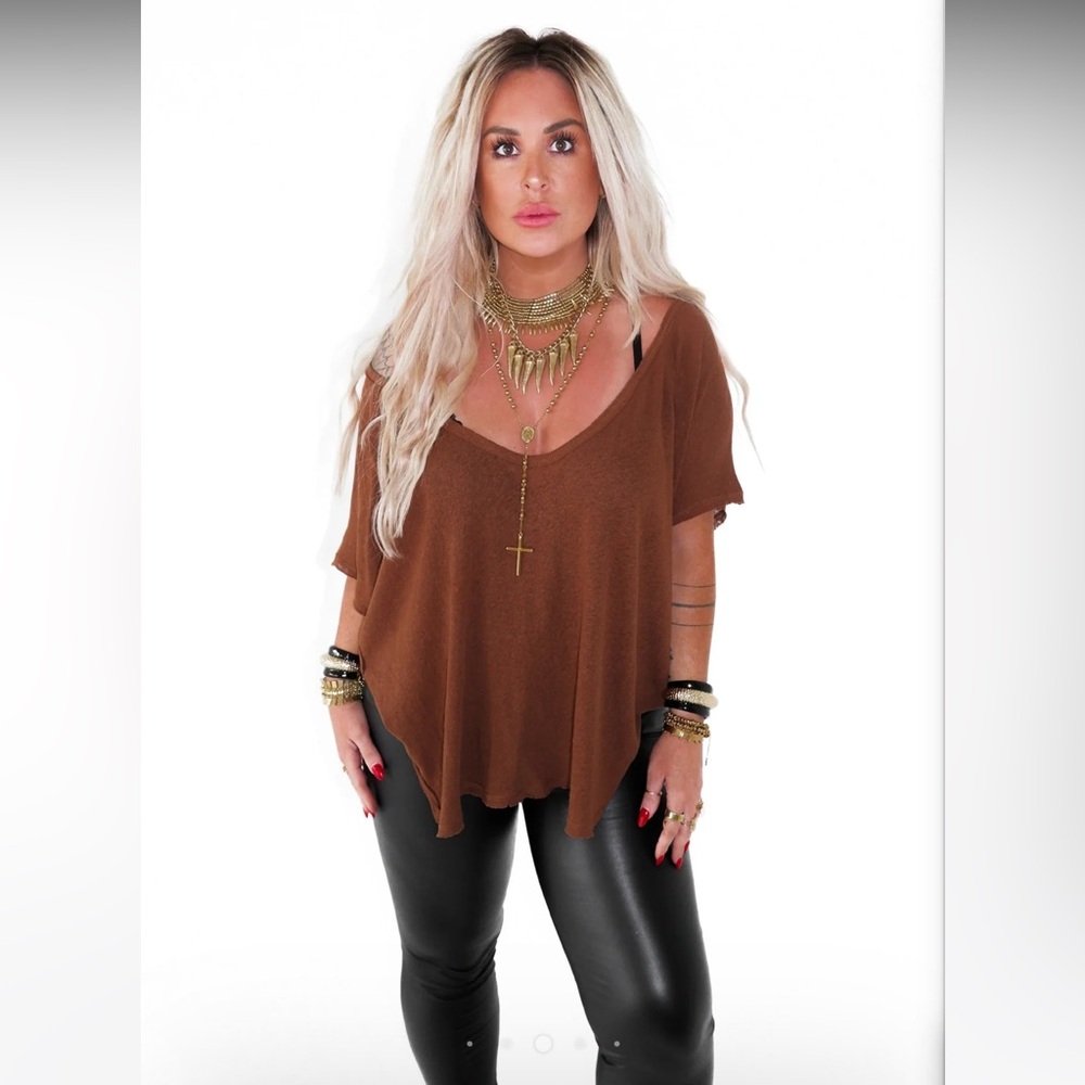 Cool and in control slouch top - dark umber